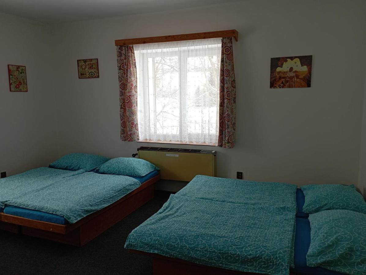 Penzion Hranicar Лоучна-под-Клиновцем Экстерьер фото