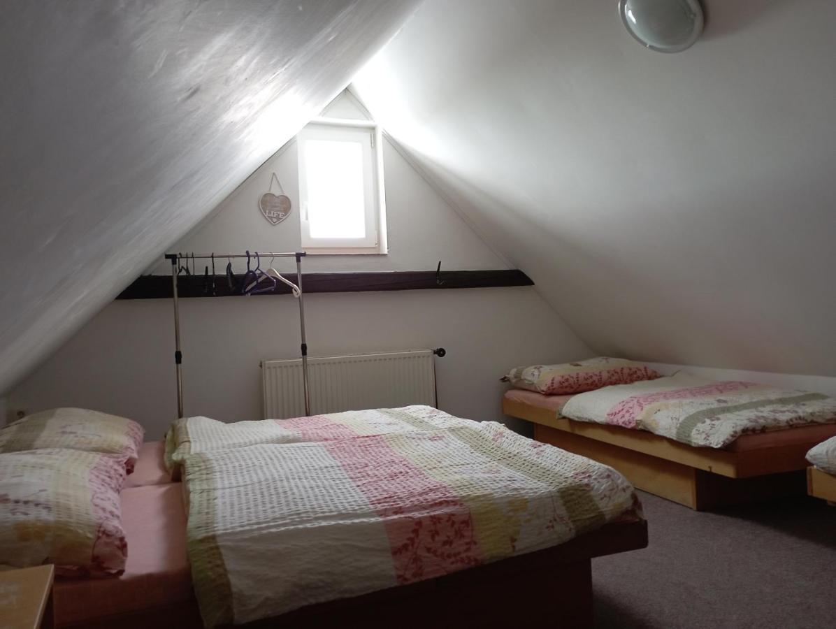 Penzion Hranicar Лоучна-под-Клиновцем Экстерьер фото